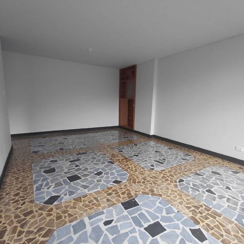 Apartamento de 3 alcobas en venta en Siete De Agosto, Bogotá, 108 m² · foto 5 de 20