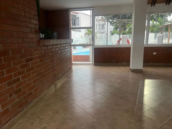 Casa de 4 alcobas en venta en Cañaveral, Floridablanca, 215 m² · foto 22 de 24