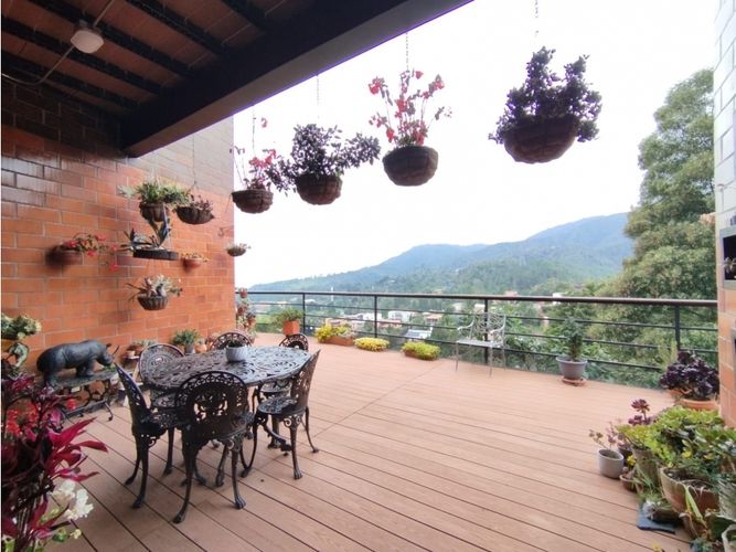 Casa de 6 alcobas en venta en Loma Del Escobero, El Retiro, 477 m² · foto 9 de 21