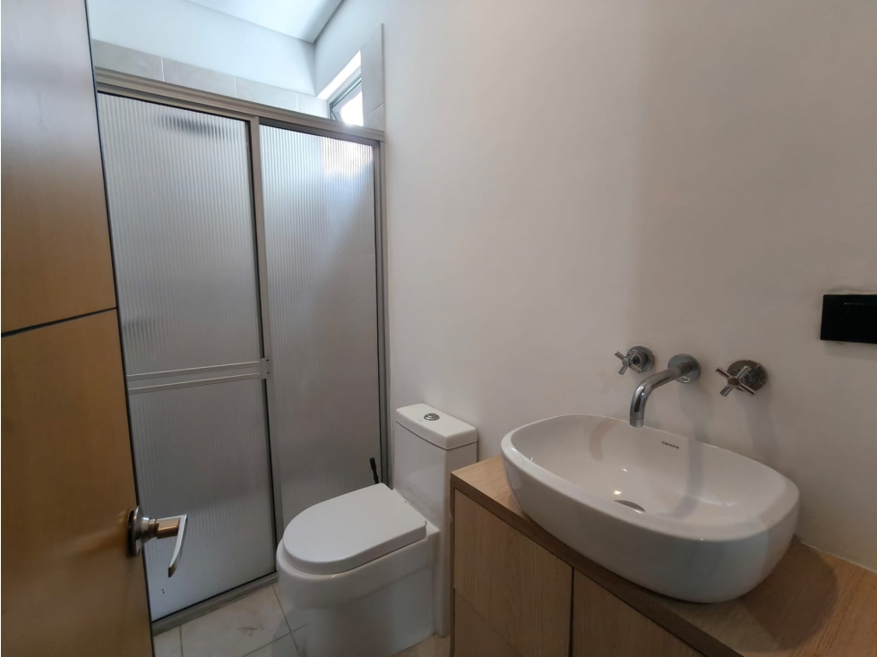 Casa en venta en Loma Del Esmeraldal, Envigado · foto 8 de 24