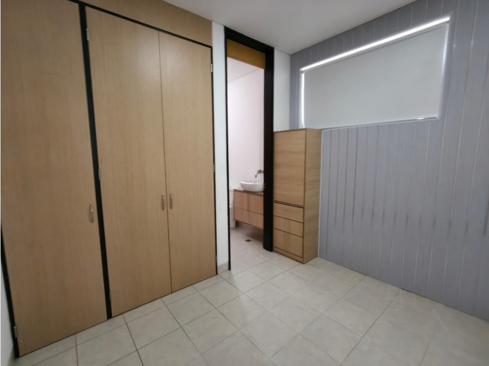 Casa en venta en Loma Del Esmeraldal, Envigado · foto 9 de 24