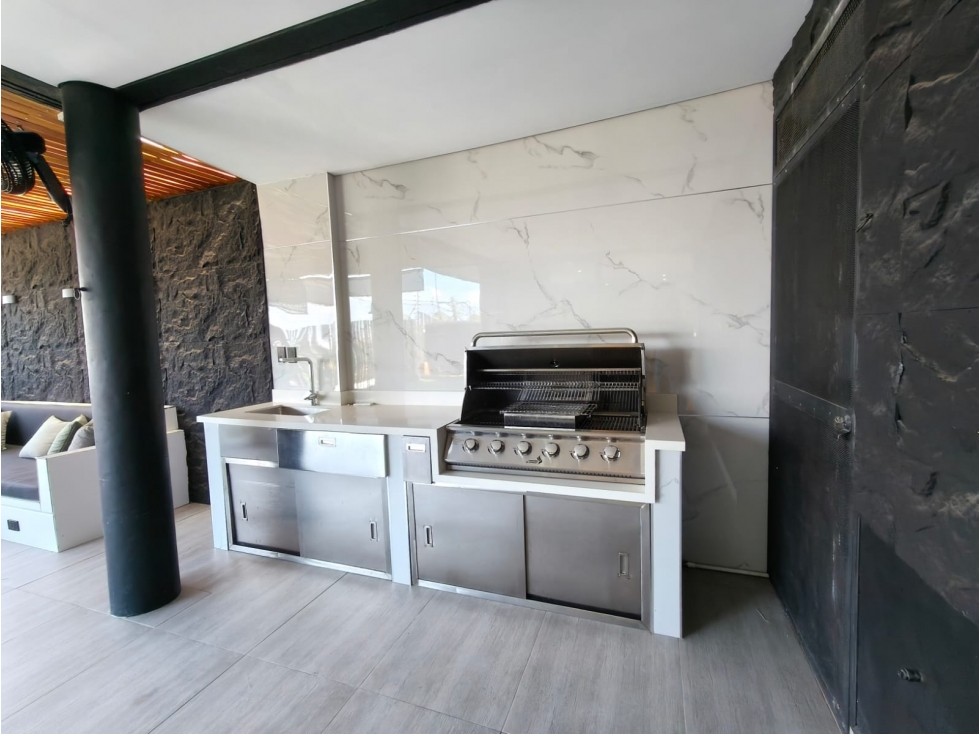 Casa en venta en Loma Del Esmeraldal, Envigado · foto 13 de 24