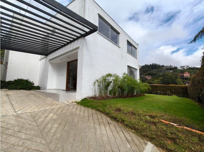 Casa de 3 alcobas en venta en Loma Del Escobero, El Retiro, 350 m² · foto 3 de 24