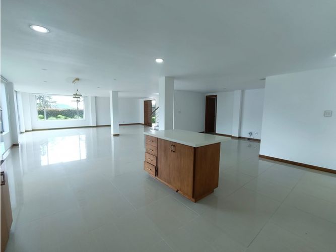 Casa de 3 alcobas en venta en Loma Del Escobero, El Retiro, 350 m² · foto 9 de 24