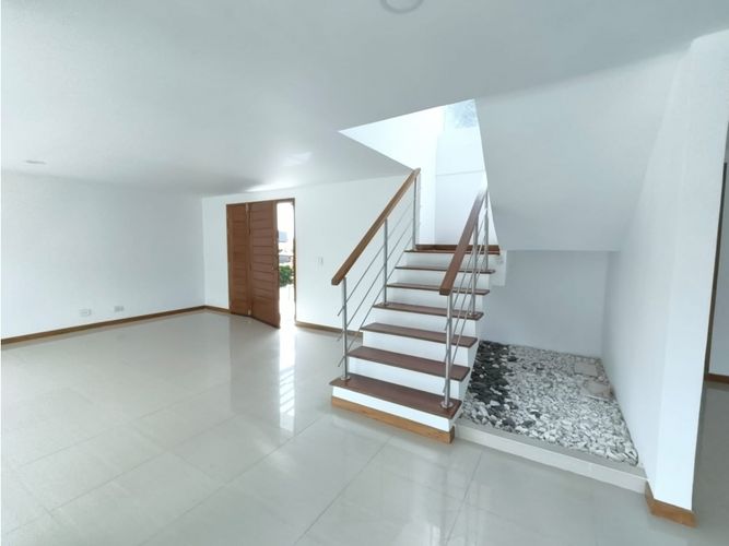Casa de 3 alcobas en venta en Loma Del Escobero, El Retiro, 350 m² · foto 20 de 24