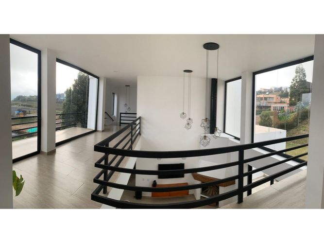Casa de 4 alcobas en venta en Loma Del Escobero, El Retiro, 215 m² · foto 9 de 16