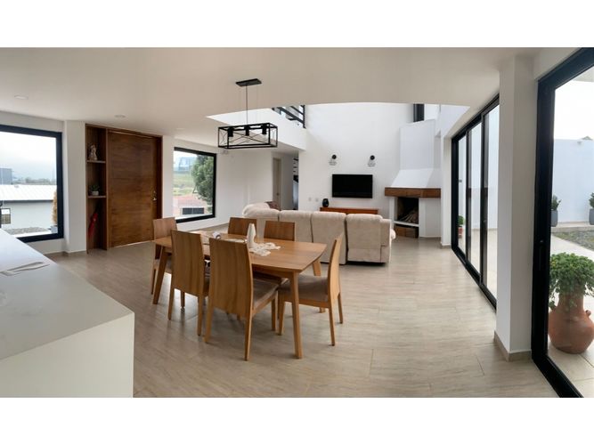 Casa de 4 alcobas en venta en Loma Del Escobero, El Retiro, 215 m² · foto 15 de 16