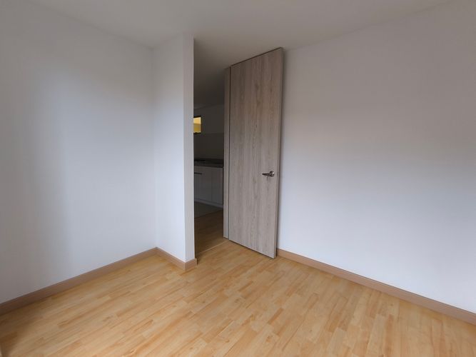 Apartamento en venta en La Giralda, Bogotá · foto 4 de 21