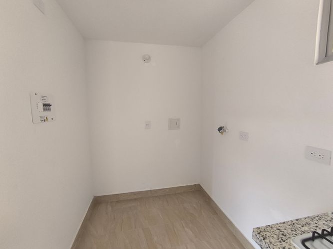 Apartamento en venta en La Giralda, Bogotá · foto 6 de 21