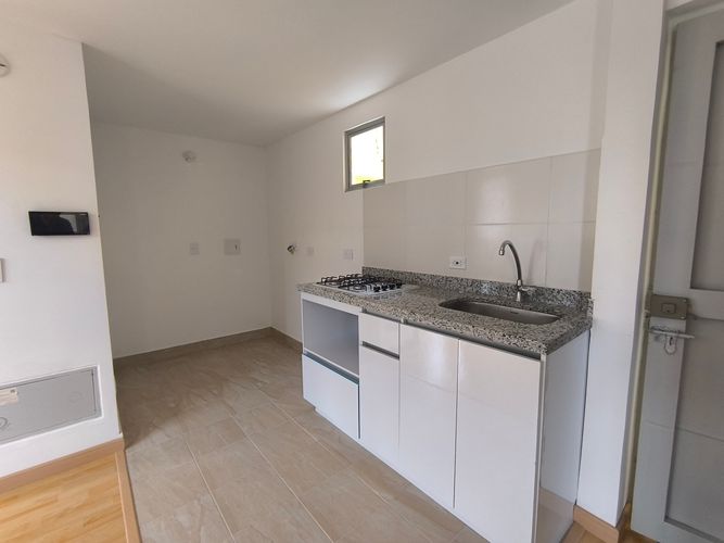 Apartamento en venta en La Giralda, Bogotá · foto 7 de 21