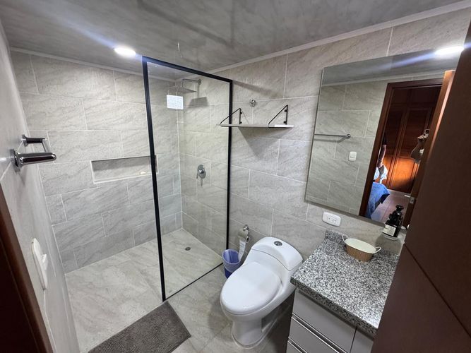 Casa de 4 alcobas en venta en Lagos Del Cacique, Bucaramanga, 400 m² · foto 8 de 9
