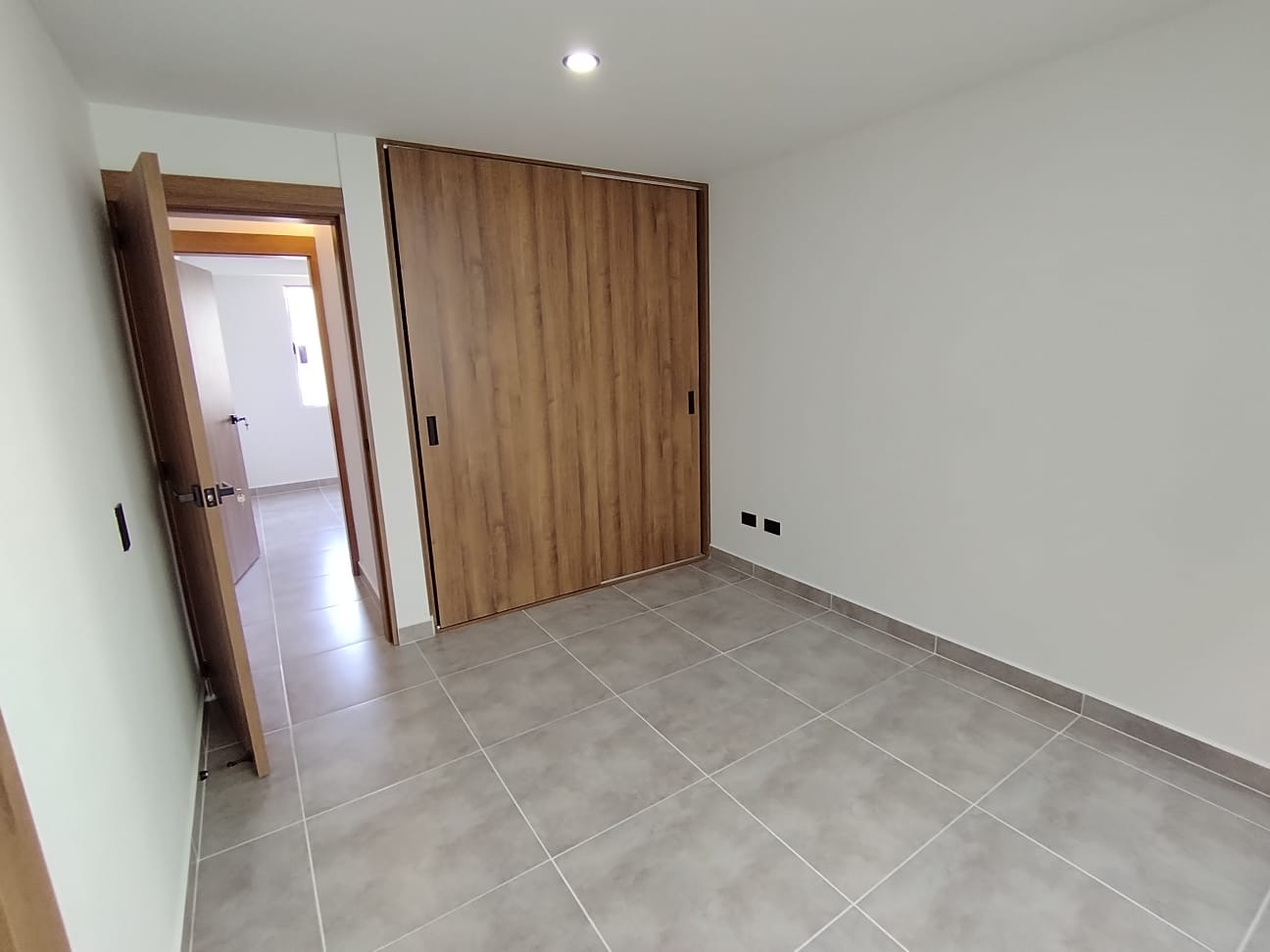 Apartamento en venta en El Refugio, Cali · foto 10 de 24