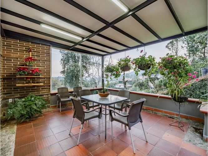 Casa de 4 alcobas en venta en Carrizales, Envigado, 407 m² · foto 7 de 21