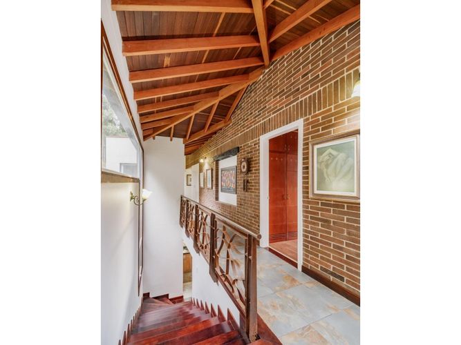 Casa de 4 alcobas en venta en Carrizales, Envigado, 407 m² · foto 16 de 21