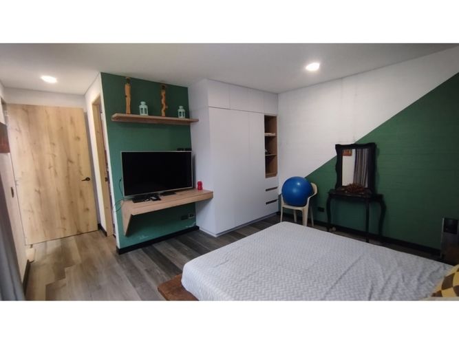 Casa de 3 alcobas en venta en Carrizales, Envigado, 400 m² · foto 9 de 24
