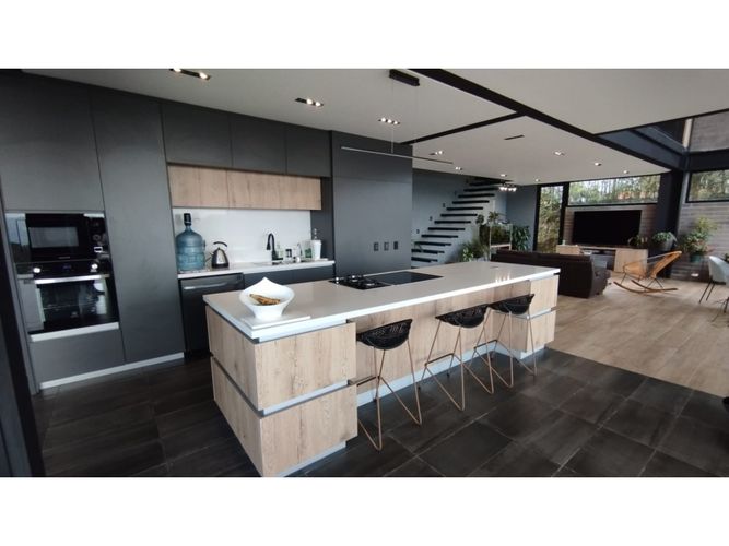 Casa de 3 alcobas en venta en Carrizales, Envigado, 400 m² · foto 19 de 24