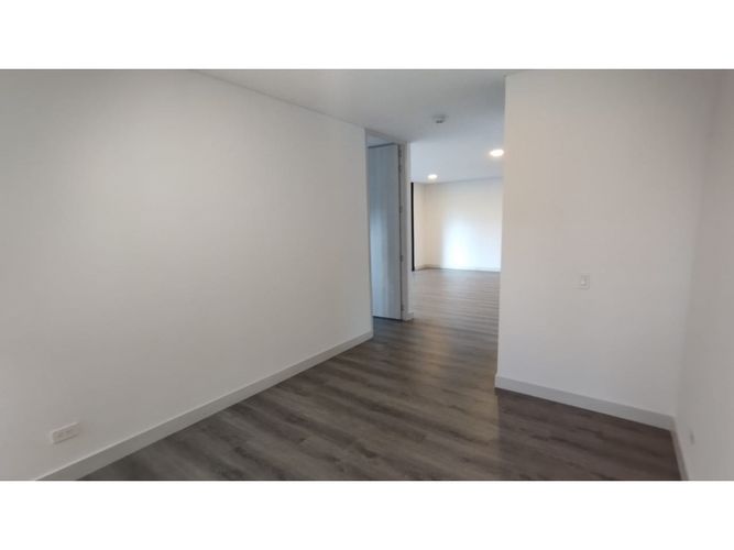 Apartamento de 2 alcobas en venta en Transversal Superior, Medellín, 108 m² · foto 13 de 21