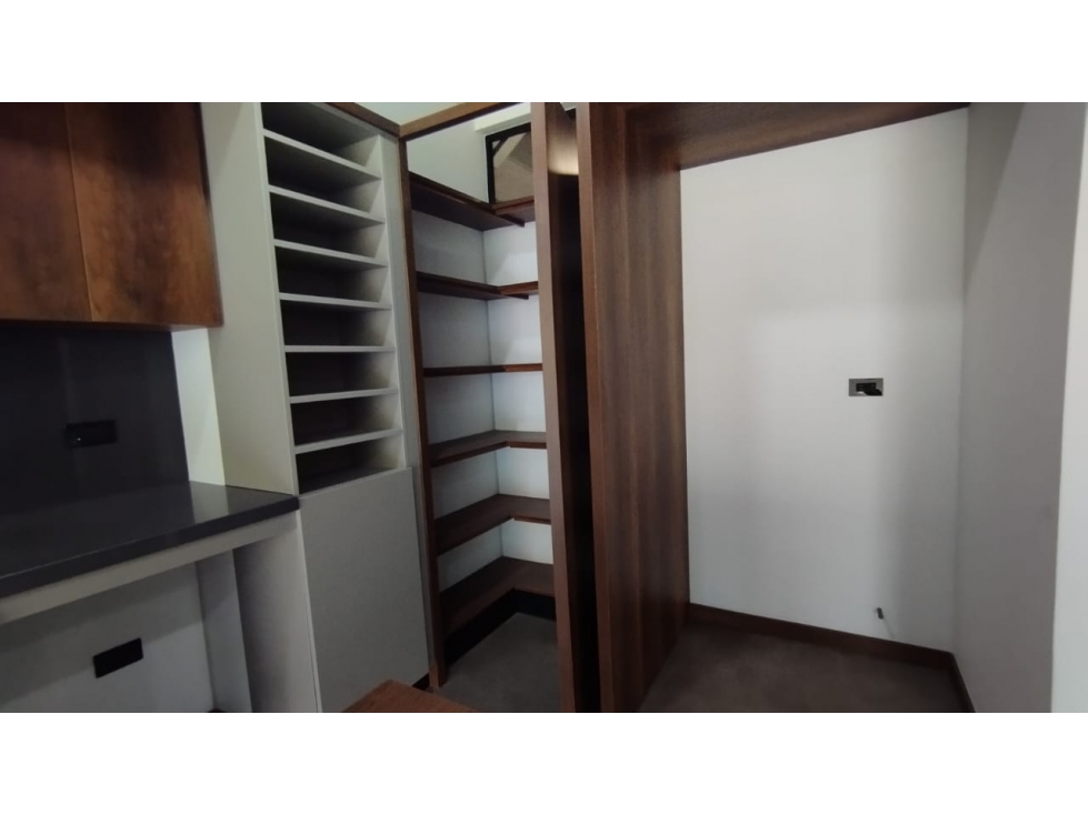Apartaestudio for sale in Las palmas, Medellín 3