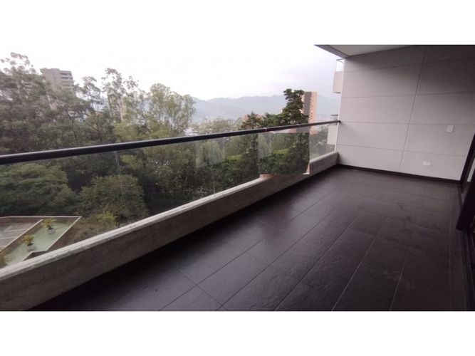 Apartaestudio en venta en Los Naranjos, Medellín, 88 m² · foto 13 de 23