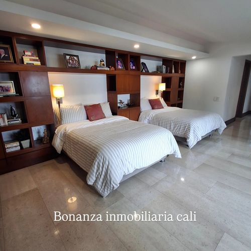 Casa de 4 alcobas en venta en Bellavista, Cali, 480 m² · foto 14 de 14