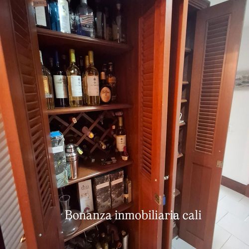 Casa de 4 alcobas en venta en Bellavista, Cali, 480 m² · foto 11 de 14