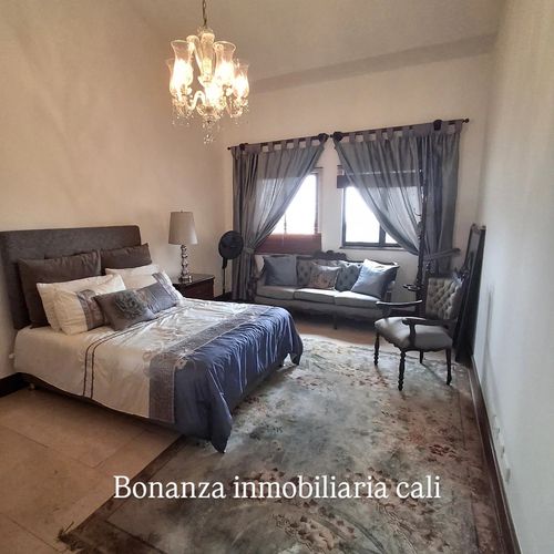 Casa de 4 alcobas en venta en Bellavista, Cali, 480 m² · foto 6 de 14