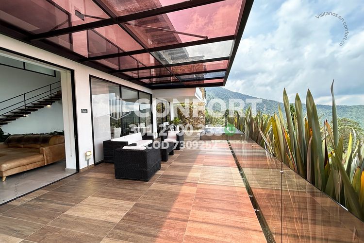 Casa de 4 alcobas en venta en La Catedral, Envigado, 477 m² · foto 6 de 24
