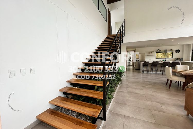 Casa de 4 alcobas en venta en La Catedral, Envigado, 477 m² · foto 18 de 24