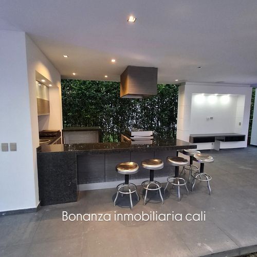 Casa de 5 alcobas en venta en Cali, 680 m² · foto 14 de 24