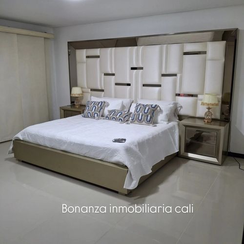 Casa de 5 alcobas en venta en Cali, 680 m² · foto 5 de 24