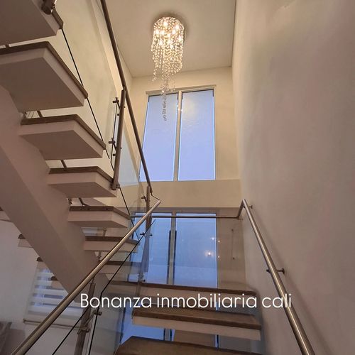 Casa de 5 alcobas en venta en Cali, 680 m² · foto 10 de 24