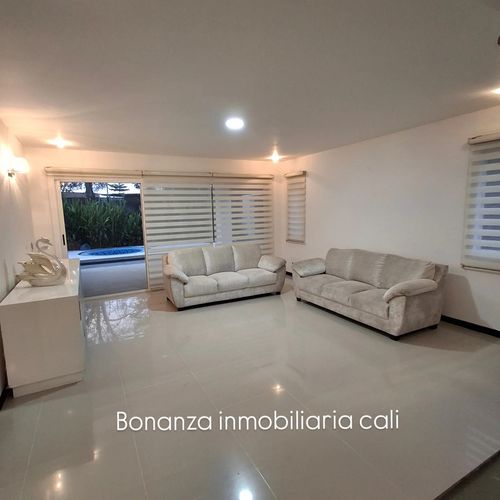Casa de 5 alcobas en venta en Cali, 680 m² · foto 6 de 24