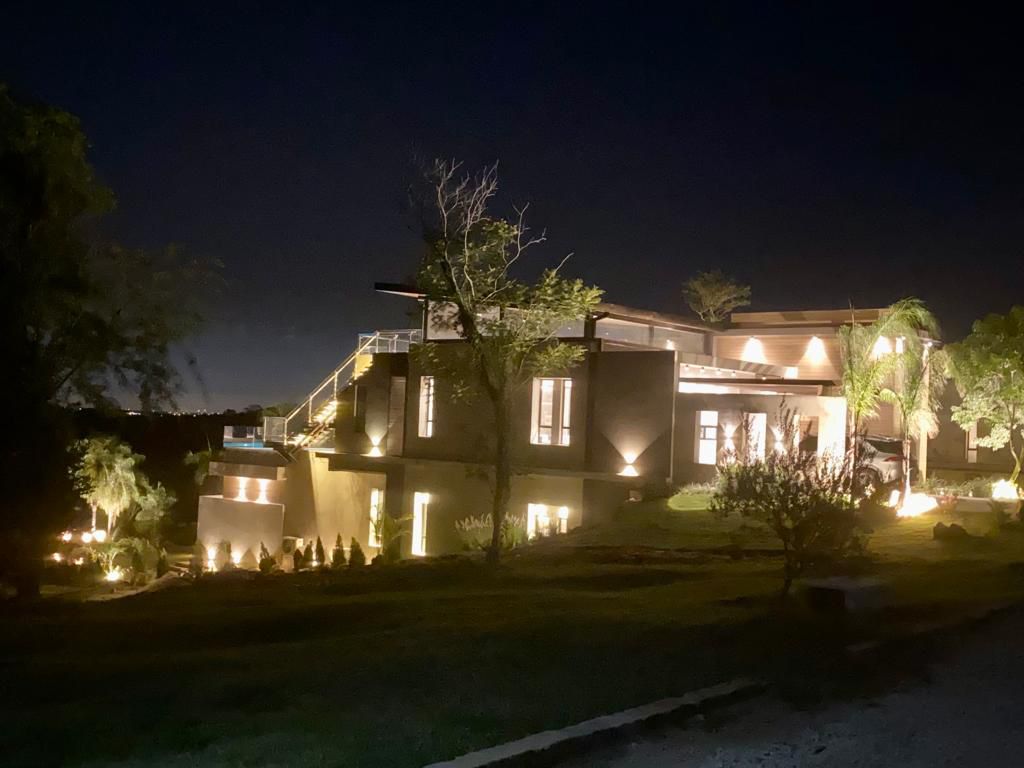 Vendo hemosa casa en Barrio cerrado Alta Pietra — foto 2