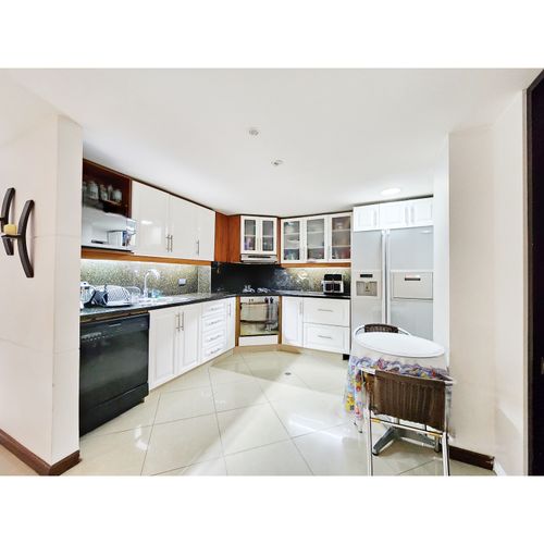 Apartamento de 5 alcobas en venta en Vizcaya, Medellín, 179 m² · foto 10 de 16