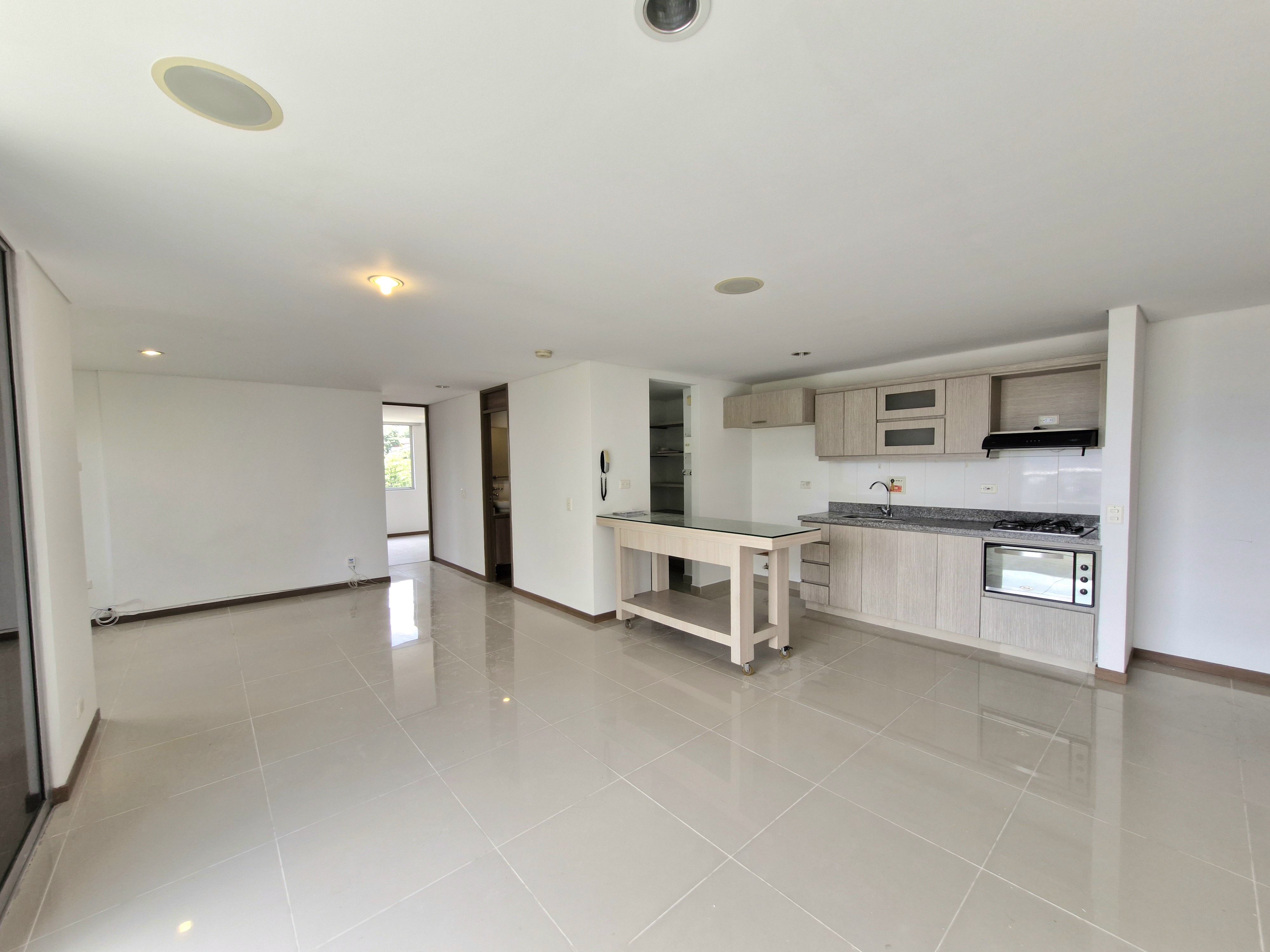 Apartamento en venta en La Inmaculada, Envigado · foto 6 de 15