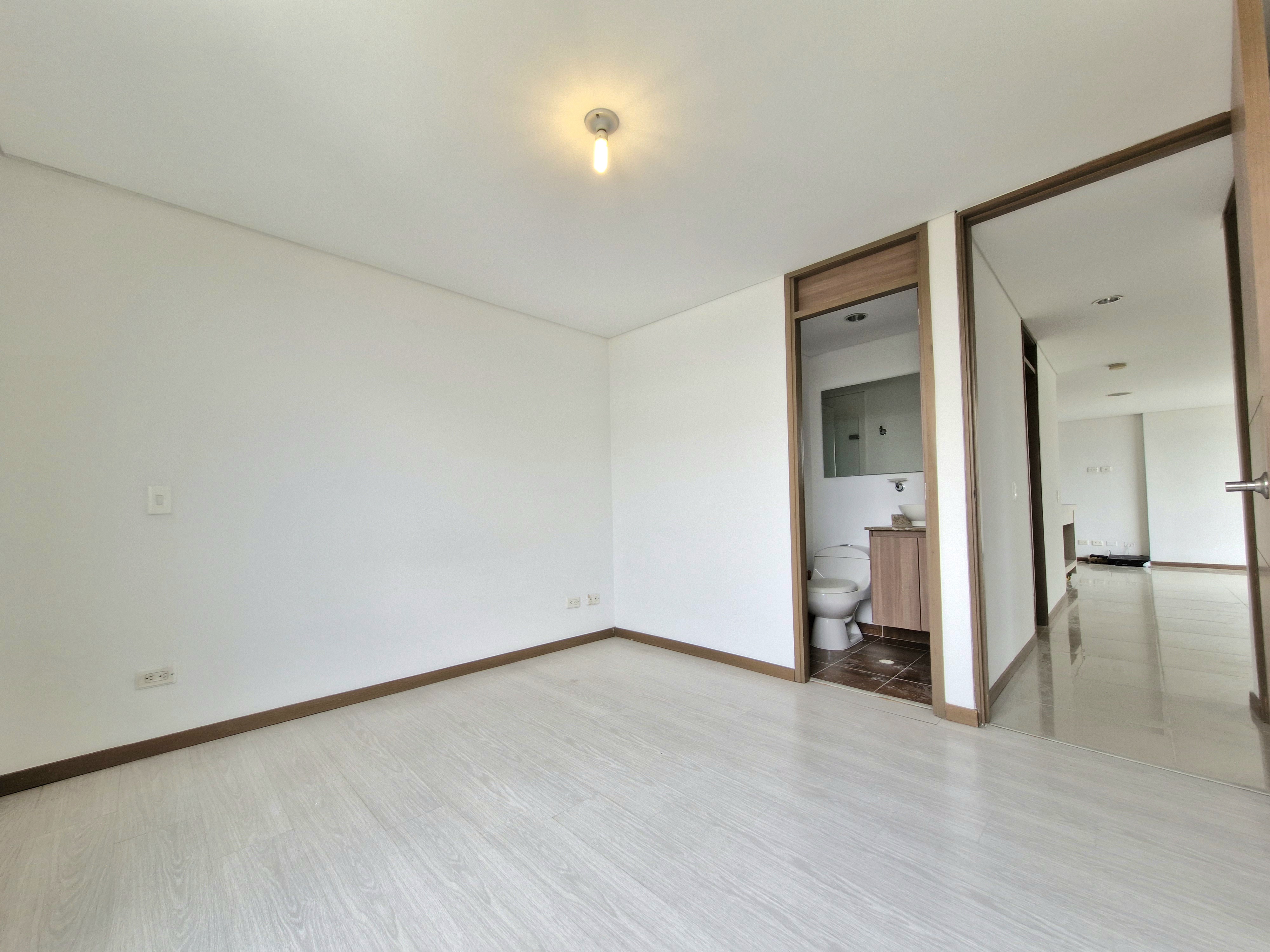 Apartamento en venta en La Inmaculada, Envigado · foto 13 de 15
