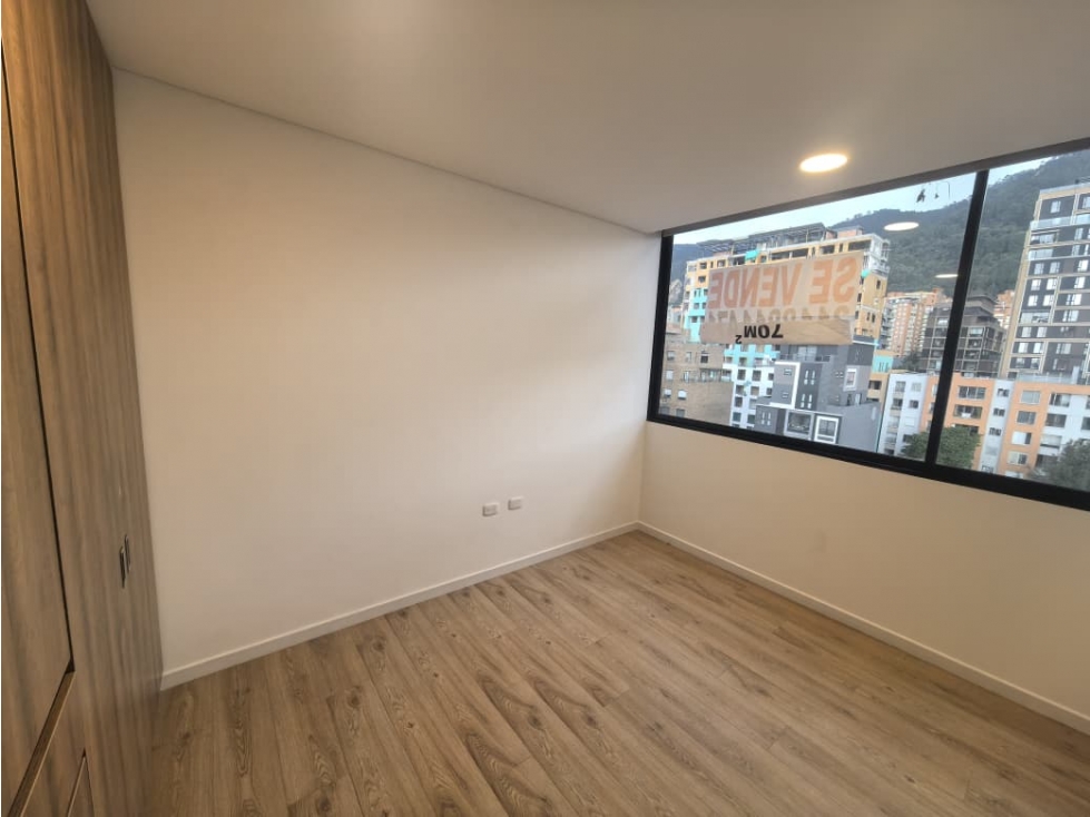 Apartamento en venta en Santa Barbara, Bogotá · foto 6 de 9