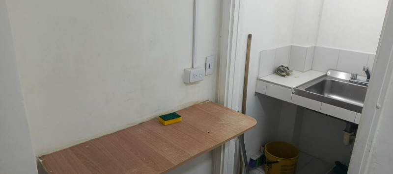 Apartaestudio for sale in La candelaria, Medellín 4