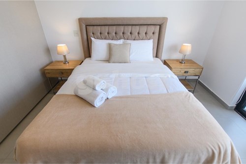 Departamento-Alquiler-Av. Molas lopez c/ Av. Aviadores del Chaco, Las Lomas (Carmelitas), Asunción — foto 3