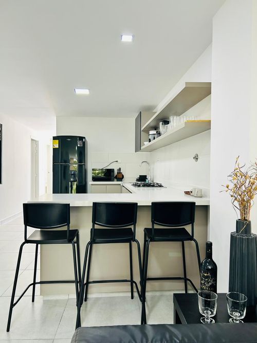 Apartamento de 3 alcobas en venta en Manchester, Bello, 85 m² · foto 2 de 15