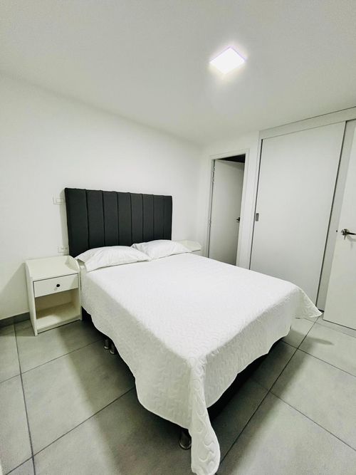 Apartamento de 3 alcobas en venta en Manchester, Bello, 85 m² · foto 6 de 15