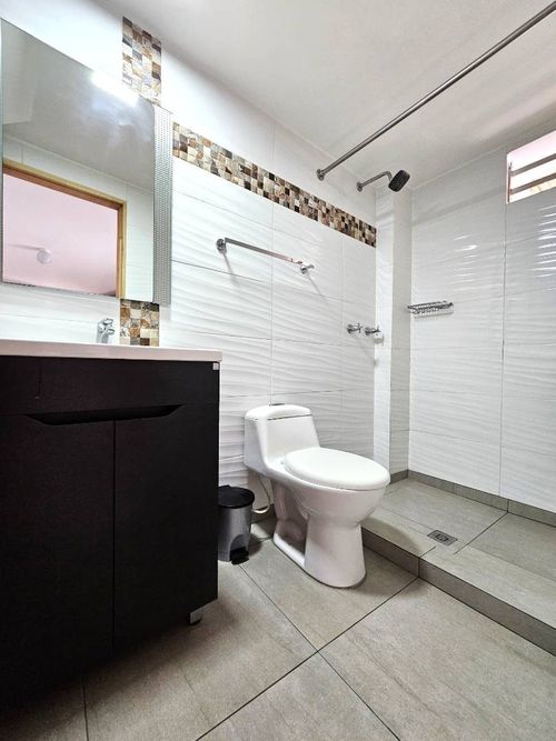 Edificio en venta en Santa Monica, Cali, 565 m² · foto 10 de 24