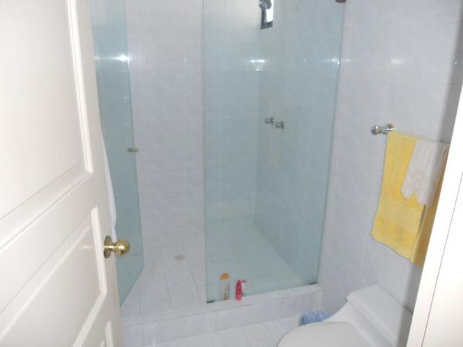 Apartamento de 3 alcobas en venta en Santa Teresita, Cali, 285 m² · foto 17 de 24