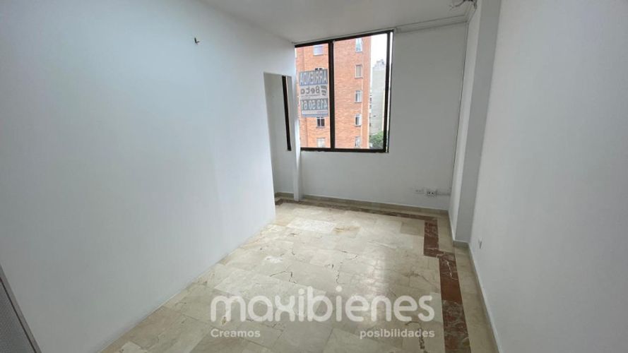 Oficina en arriendo en Villa Nueva, Medellín, 46 m² · foto 3 de 5