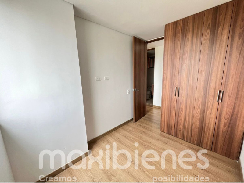 Apartamento en arriendo en Llano Grande, Rionegro · foto 9 de 10