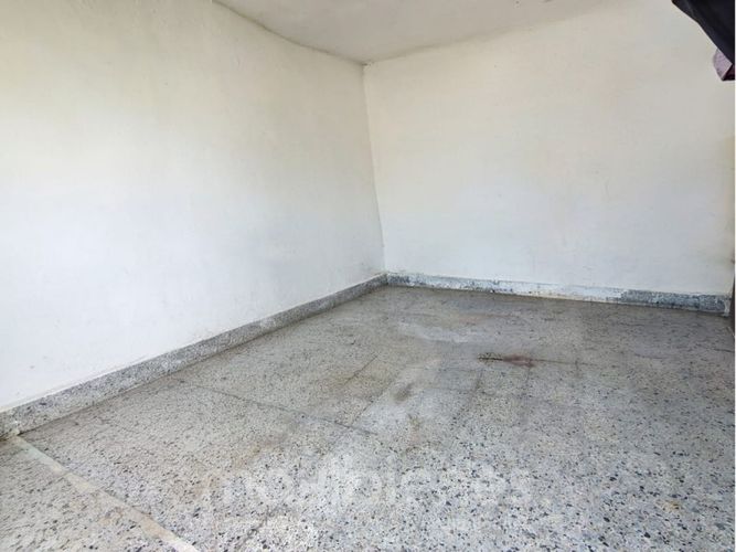 Bodega en arriendo en Florida Nueva, Medellín, 65 m² · foto 2 de 5