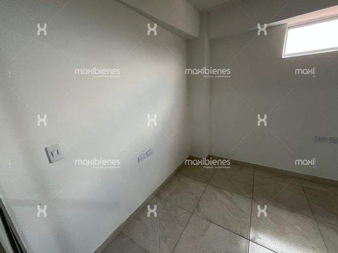 Local en arriendo en Cabecera Urbana San Cristobal, Medellín, 8 m² · foto 4 de 6