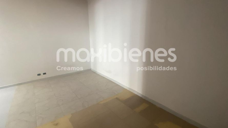 Local en arriendo en Bombona No.1, Medellín, 350 m² · foto 4 de 24