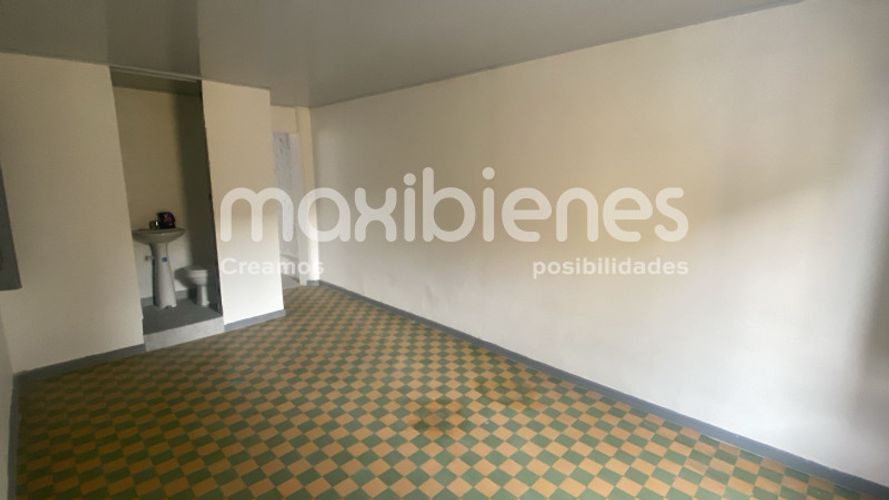 Local en arriendo en Bombona No.1, Medellín, 350 m² · foto 12 de 24