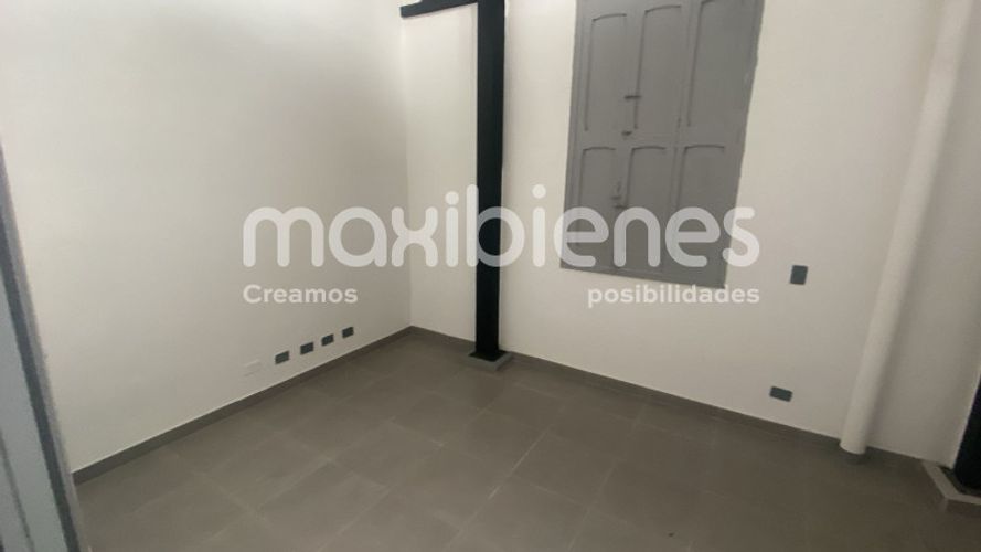 Local en arriendo en Bombona No.1, Medellín, 350 m² · foto 16 de 24